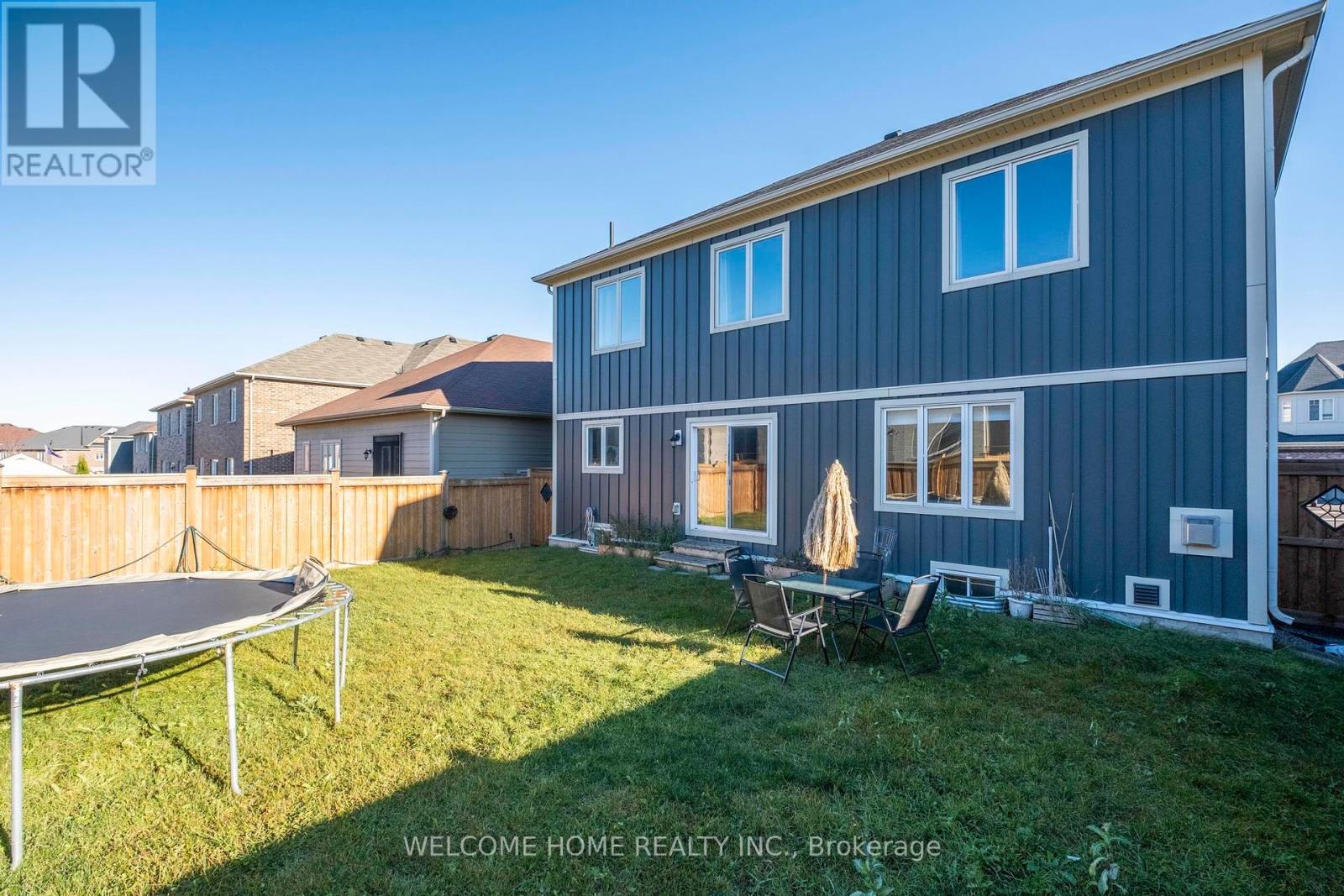 1346 Bardeau Street, Innisfil, Ontario  L0L 1W0 - Photo 42 - N12037603