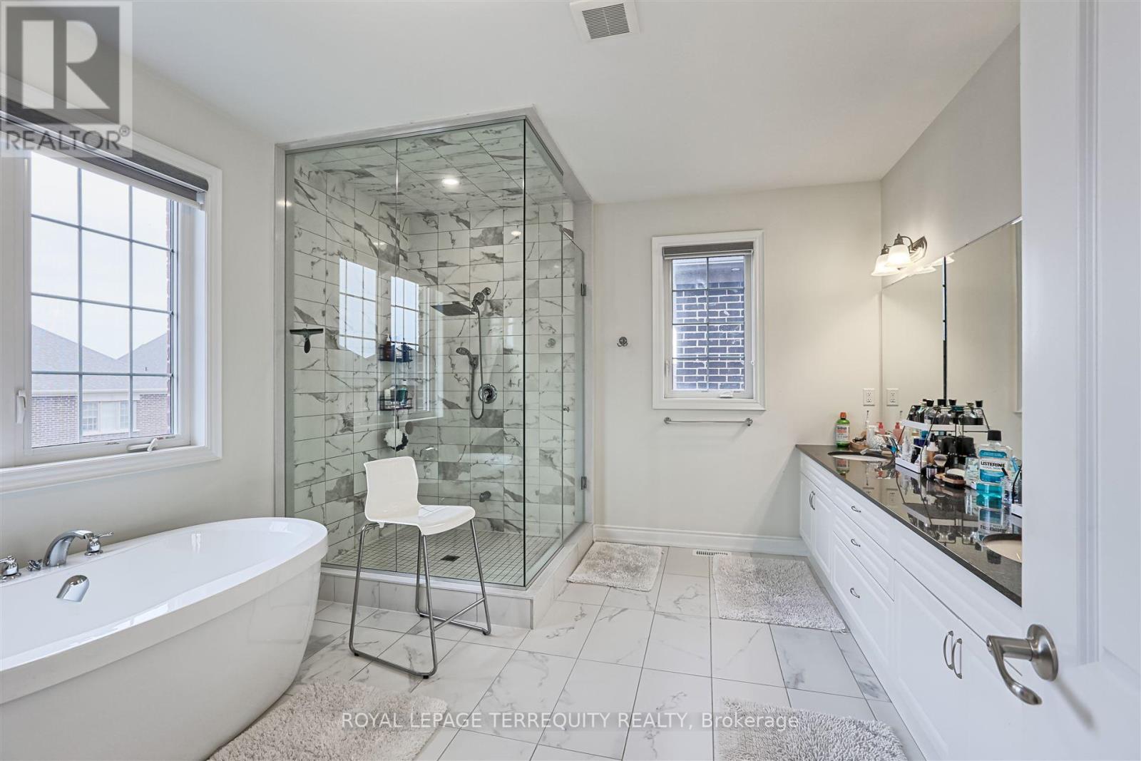180 Klein Mills Road, Vaughan, Ontario  L4H 4W4 - Photo 24 - N12037647