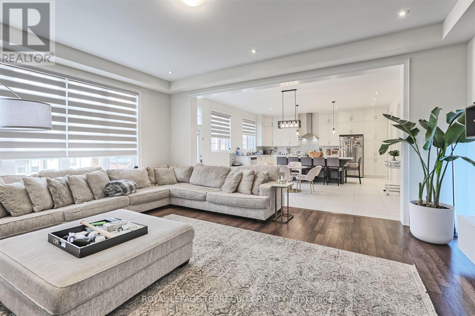 180 Klein Mills Road, Vaughan, Ontario  L4H 4W4 - Photo 9 - N12037647