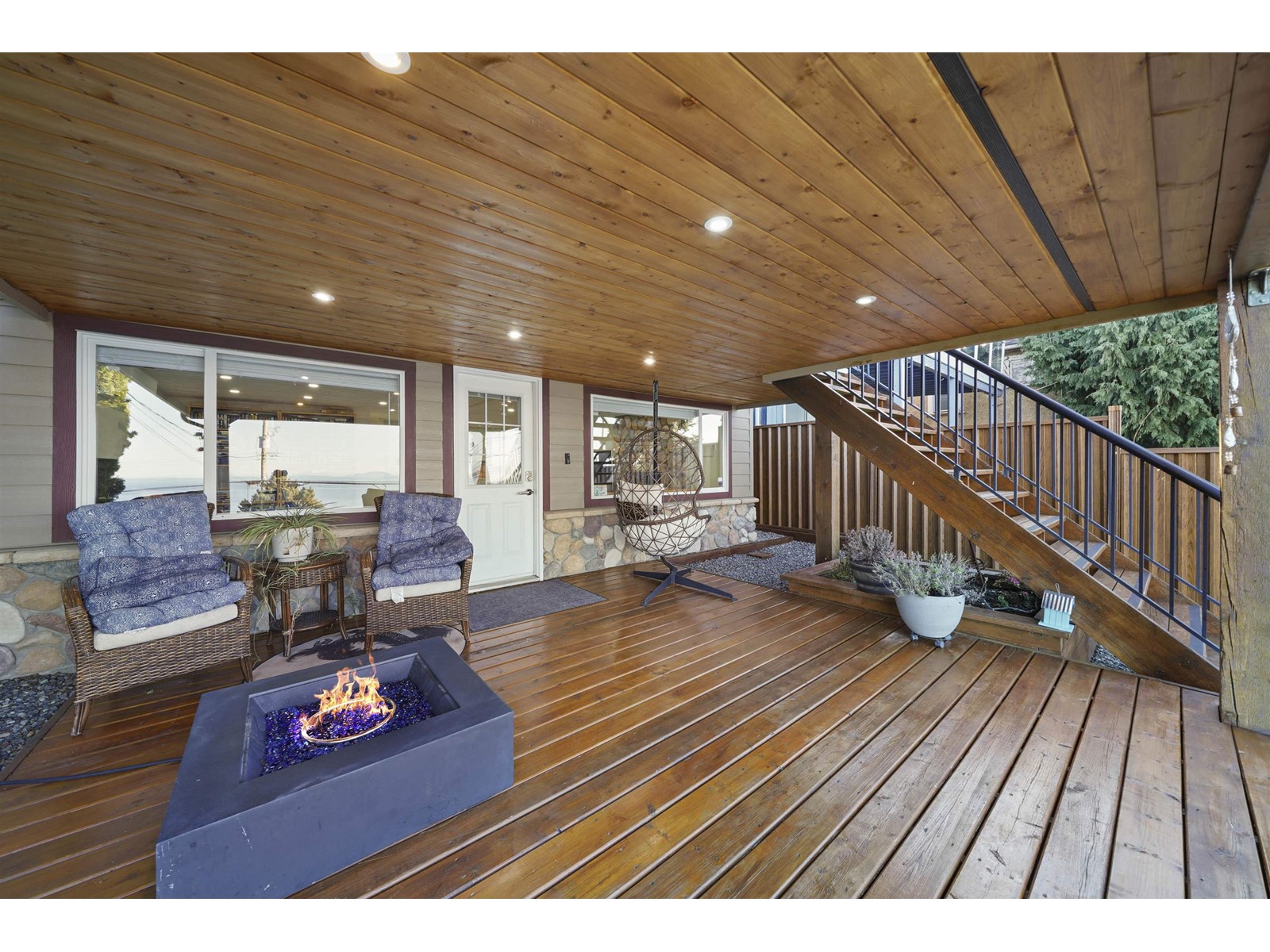 15245 Victoria Avenue, White Rock, British Columbia  V4B 1G7 - Photo 12 - R2981017