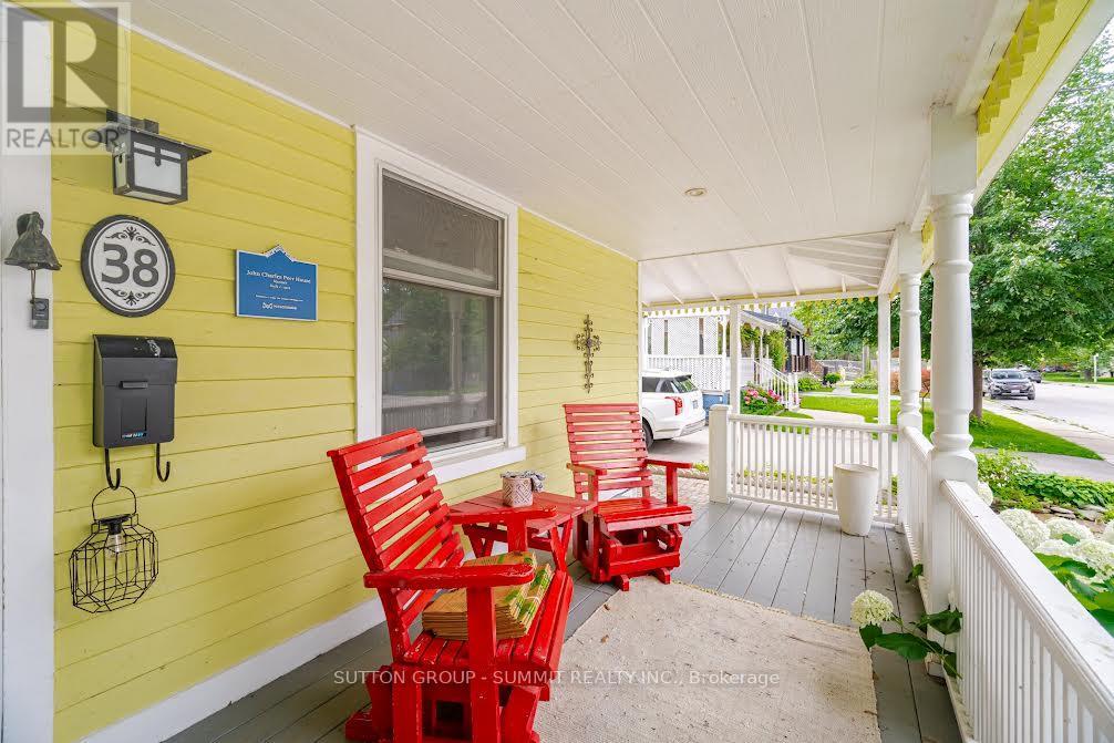 Property at 38 JOHN STREET S image 4
