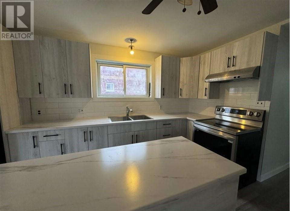 Property at 749 Ontario Street image 3