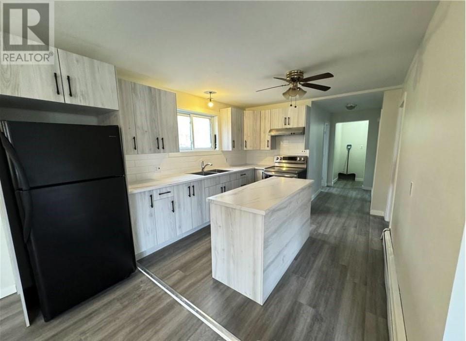 Property at 749 Ontario Street image 4
