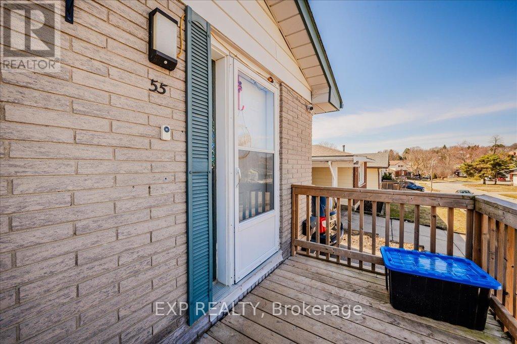 Property at 55 SILVER ASPEN CRESCENT image 4
