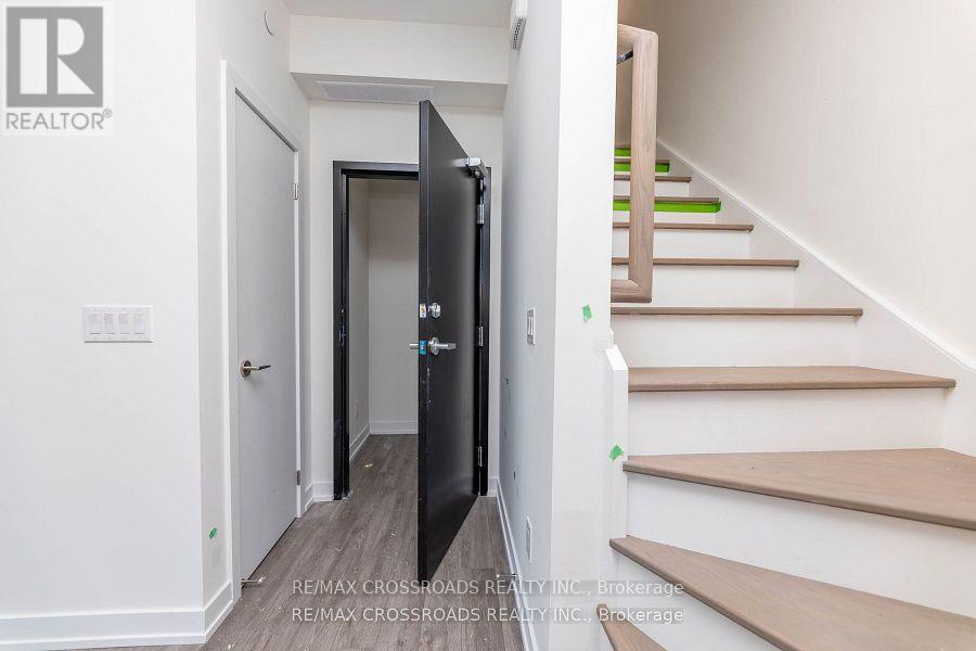 Property at TH11 - 871 SHEPPARD AVENUE W image 5