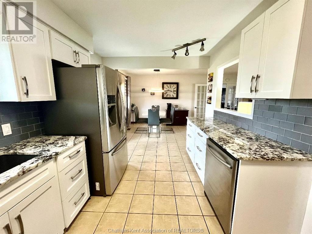 Property at 30 LILLIAN STREET image 4