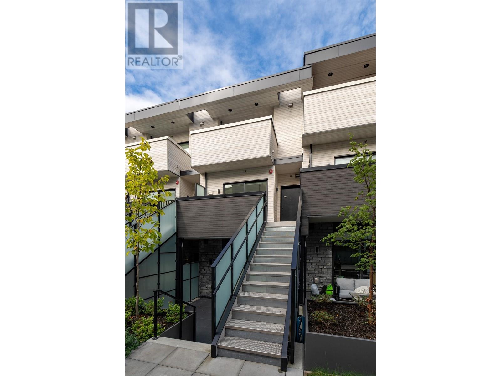228 650 E 2nd Street, North Vancouver, British Columbia  V7M 1E3 - Photo 32 - R2981021
