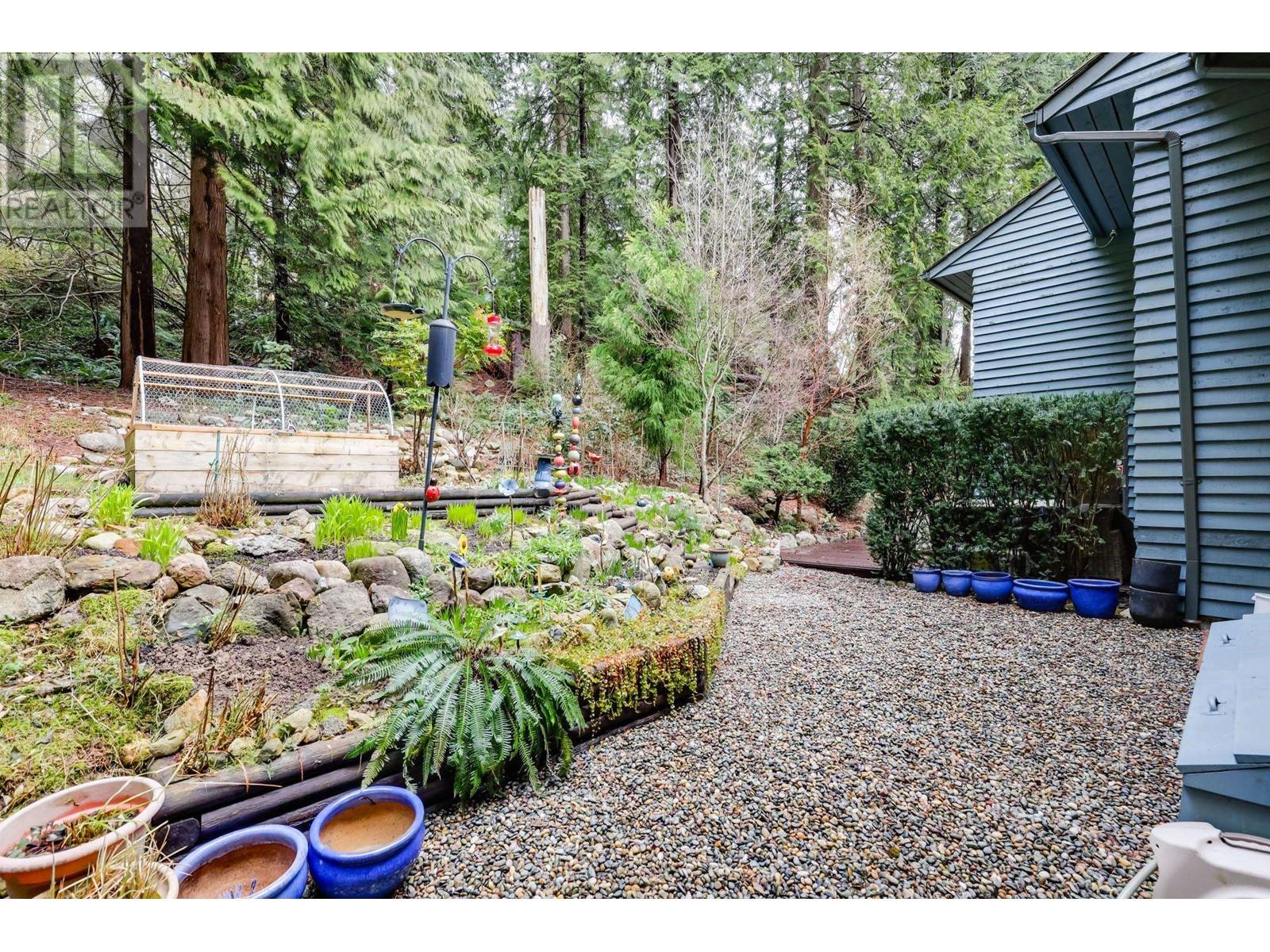 816 Frederick Road, North Vancouver, British Columbia  V7K 2Y3 - Photo 21 - R2981026