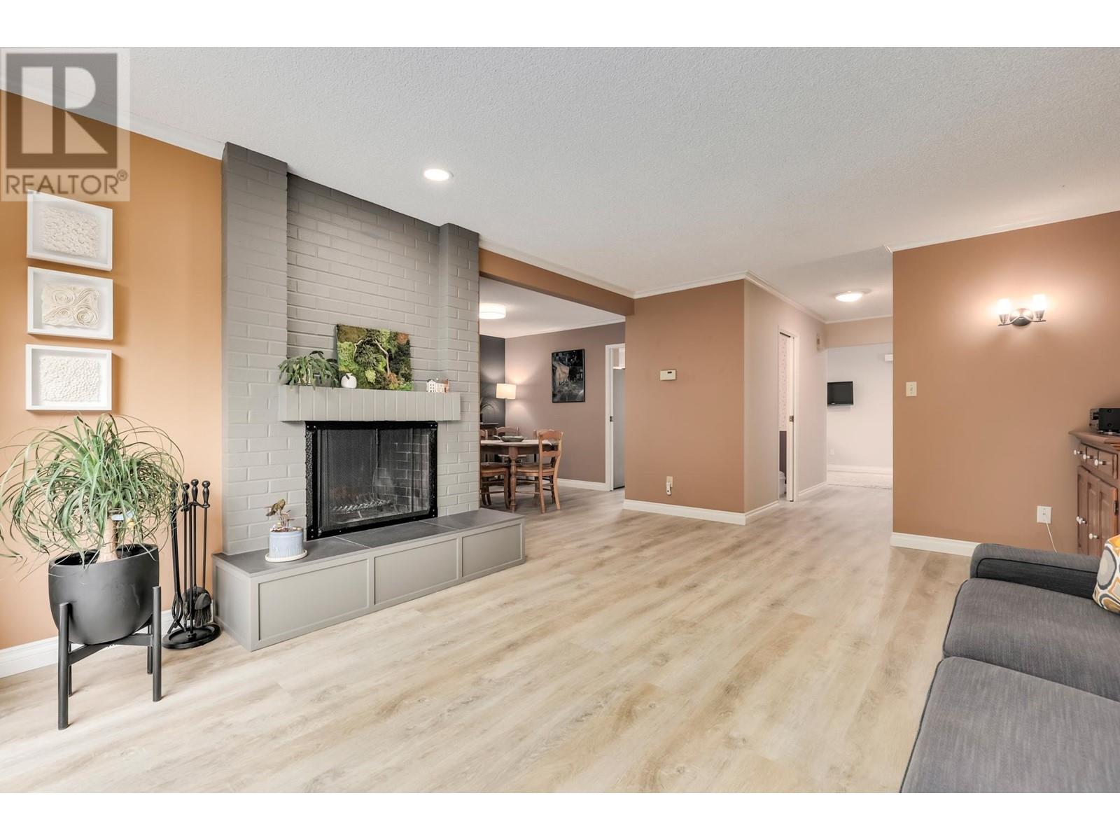816 Frederick Road, North Vancouver, British Columbia  V7K 2Y3 - Photo 4 - R2981026