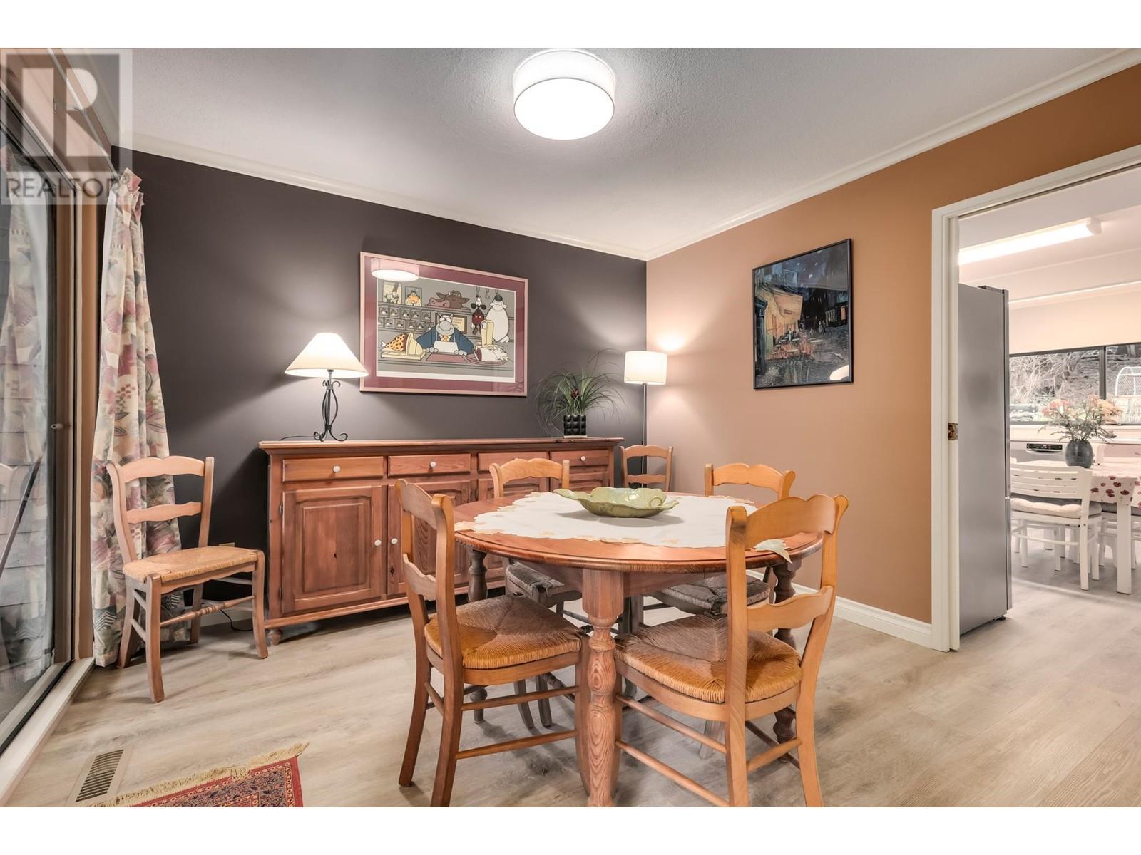 816 Frederick Road, North Vancouver, British Columbia  V7K 2Y3 - Photo 5 - R2981026