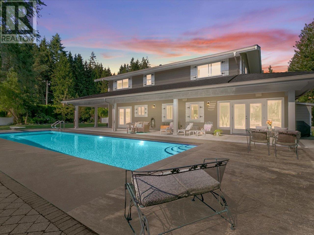 Property at 320 MOYNE DRIVE image 2