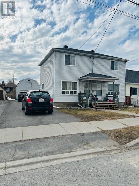 Property at 321-323 MUNRO STREET image 1