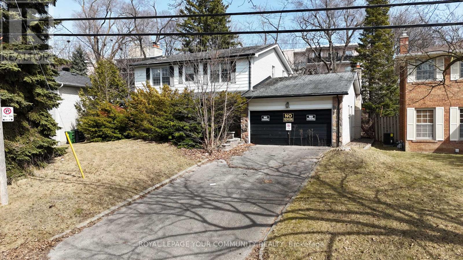 Property at 225 OLD YONGE STREET image 1