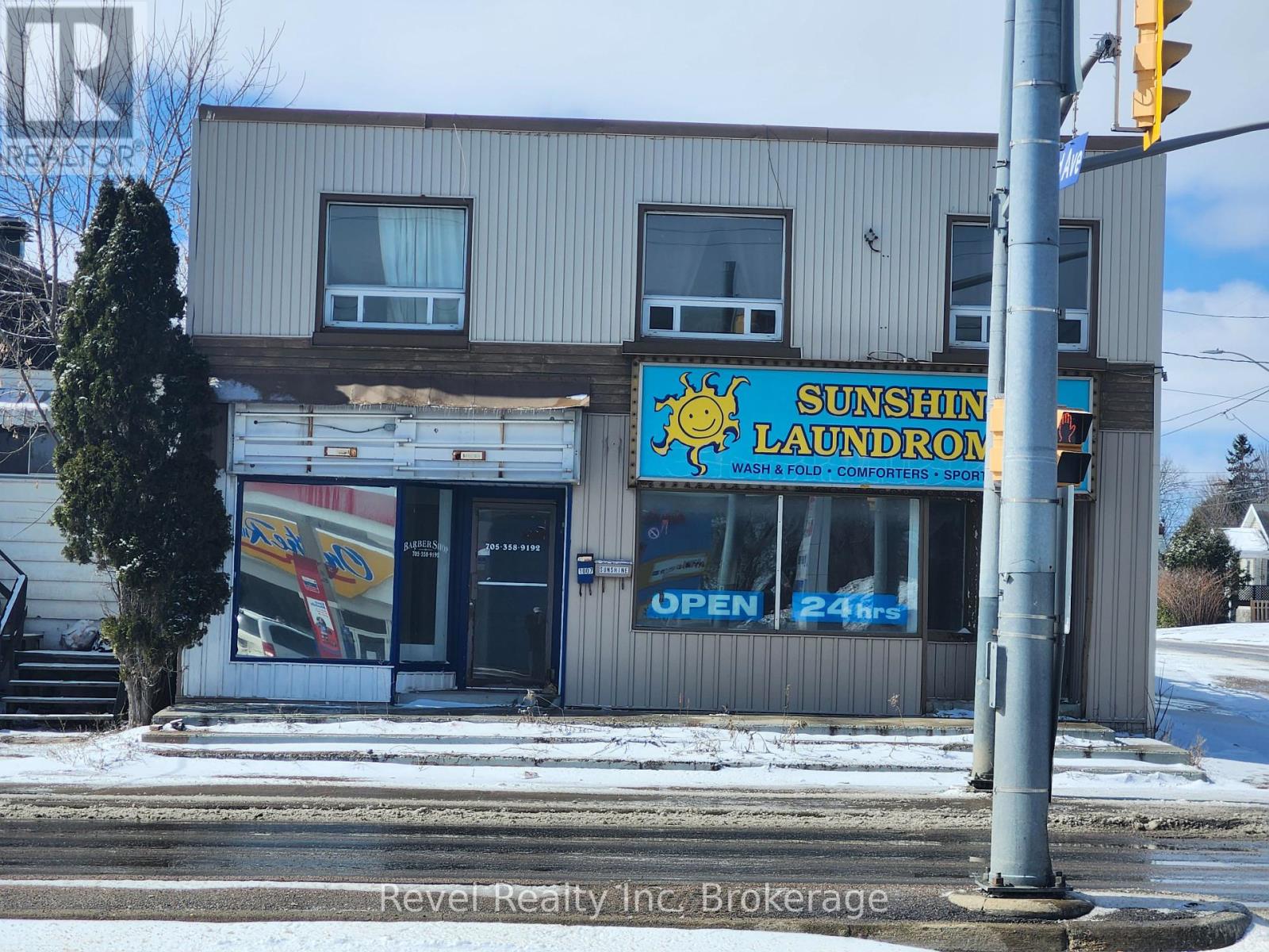 4 - 1009 Algonquin Avenue, North Bay, Ontario  P1B 4X9 - Photo 1 - X12037758