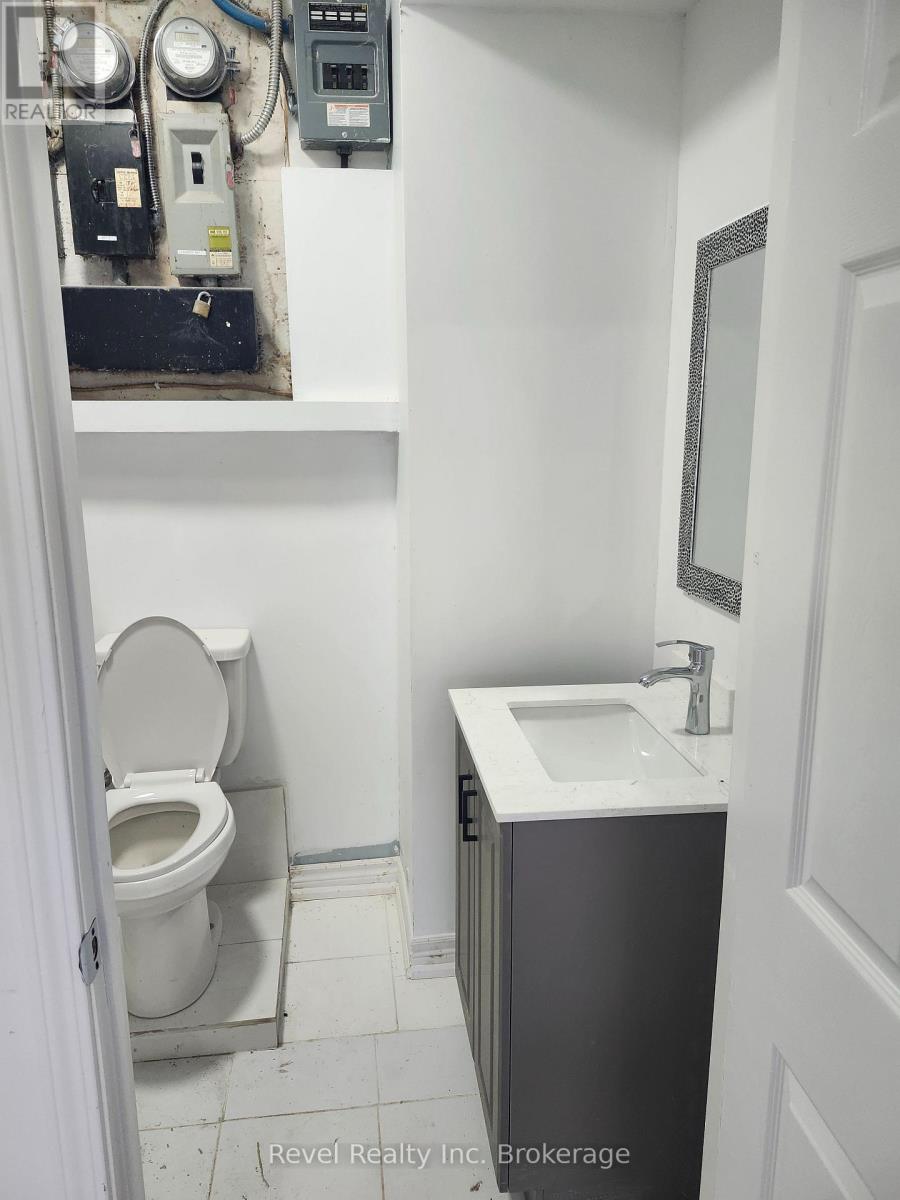 4 - 1009 Algonquin Avenue, North Bay, Ontario  P1B 4X9 - Photo 11 - X12037758