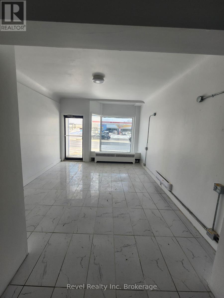 4 - 1009 Algonquin Avenue, North Bay, Ontario  P1B 4X9 - Photo 6 - X12037758