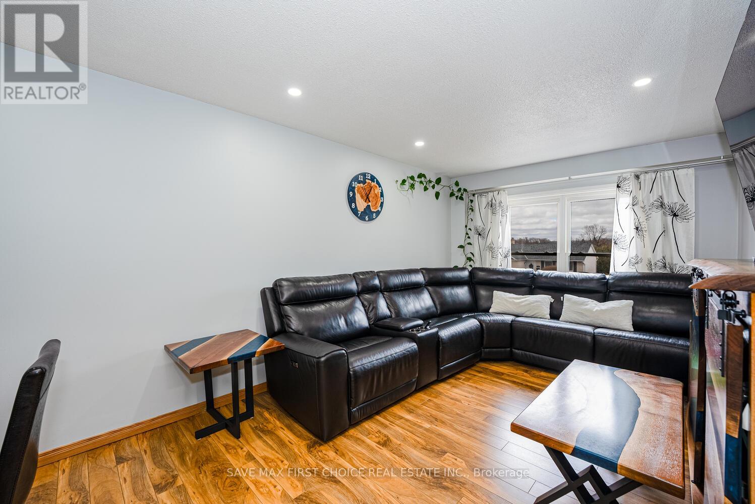 125 Dovercliffe Road, Guelph, Ontario  N1G 3A5 - Photo 9 - X12037599