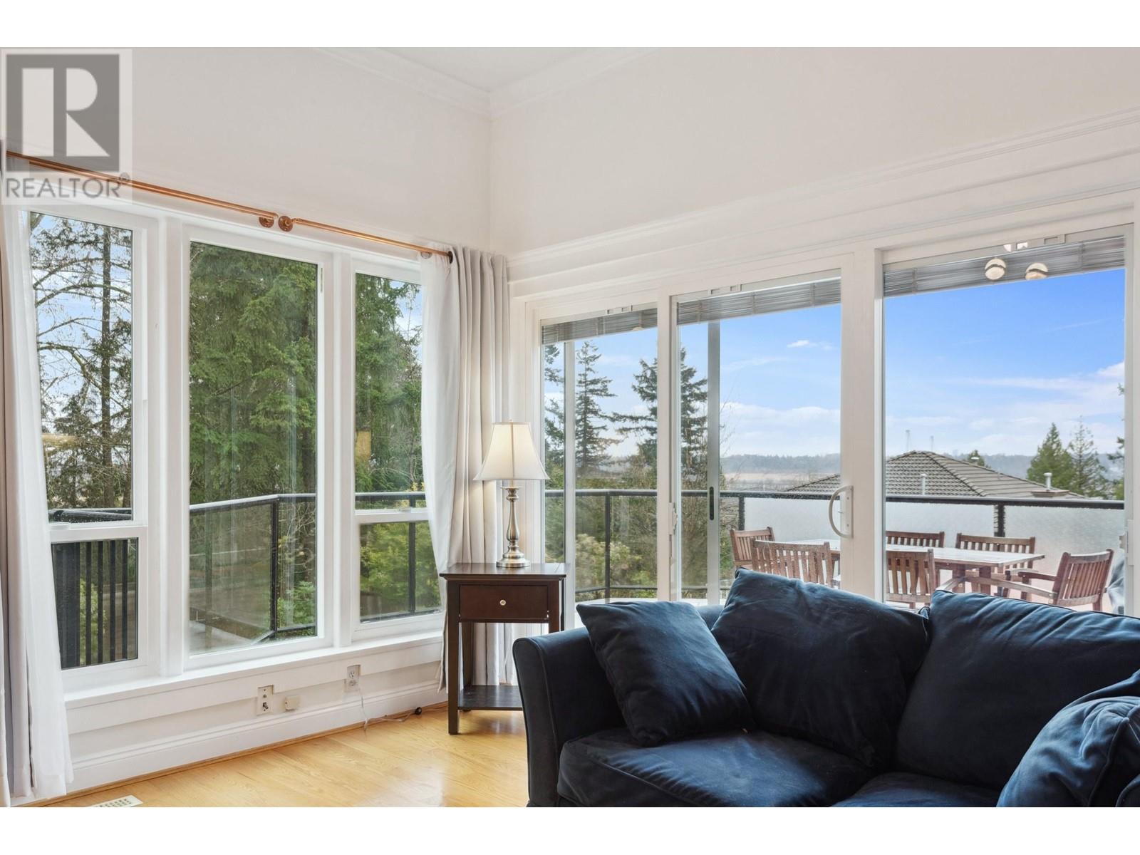 2274 Sorrento Drive, Coquitlam, British Columbia  V3K 6P4 - Photo 13 - R2980763