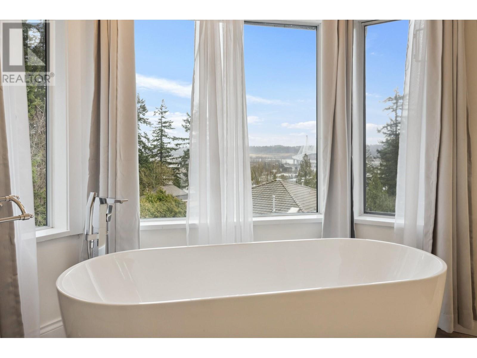 2274 Sorrento Drive, Coquitlam, British Columbia  V3K 6P4 - Photo 26 - R2980763