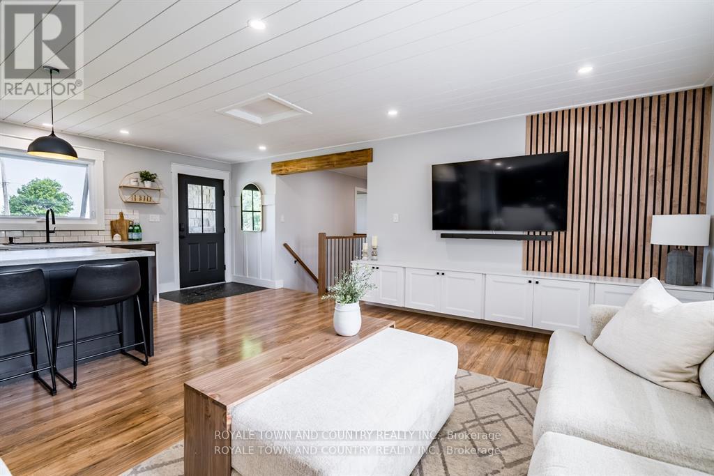 298 Glenarm Road, Kawartha Lakes, Ontario  K0M 2T0 - Photo 12 - X12037833
