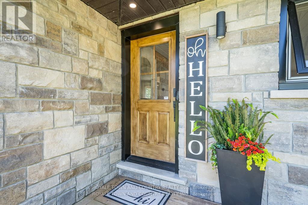298 Glenarm Road, Kawartha Lakes, Ontario  K0M 2T0 - Photo 5 - X12037833