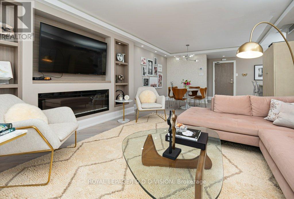 Property at 301 - 235 ST CLAIR AVENUE W image 1