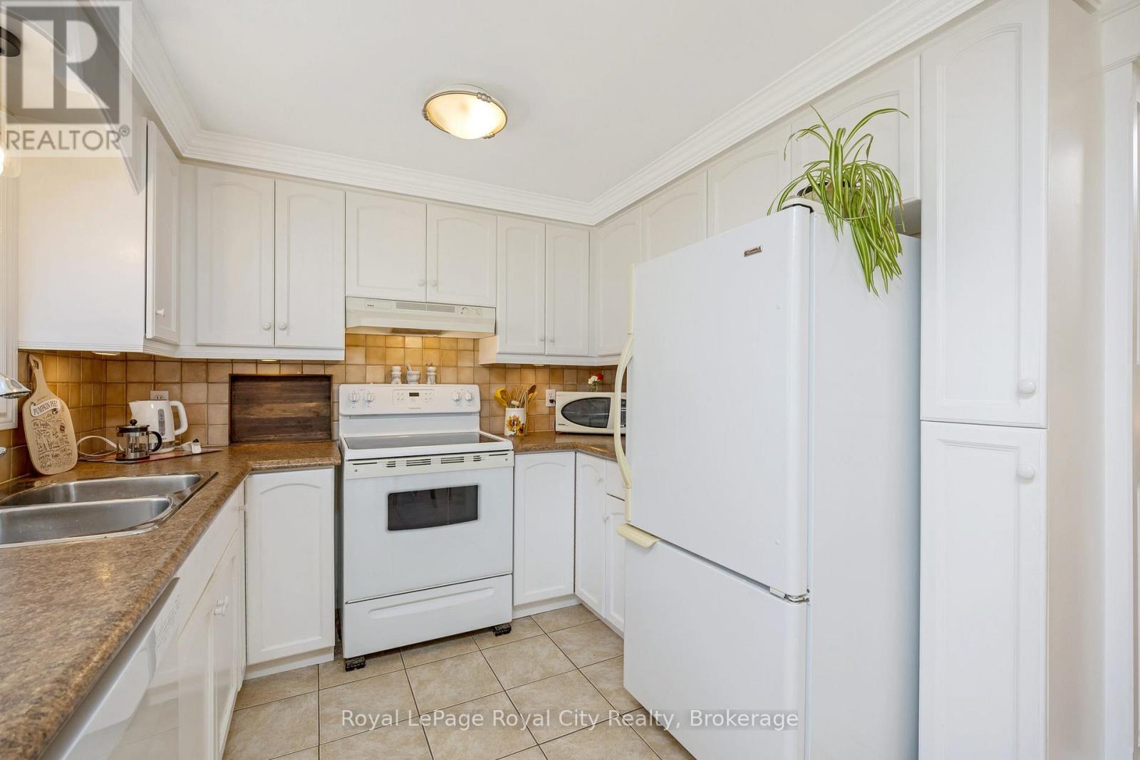 119 Lou's Boulevard, Guelph/eramosa, Ontario  N0B 2K0 - Photo 18 - X12037855