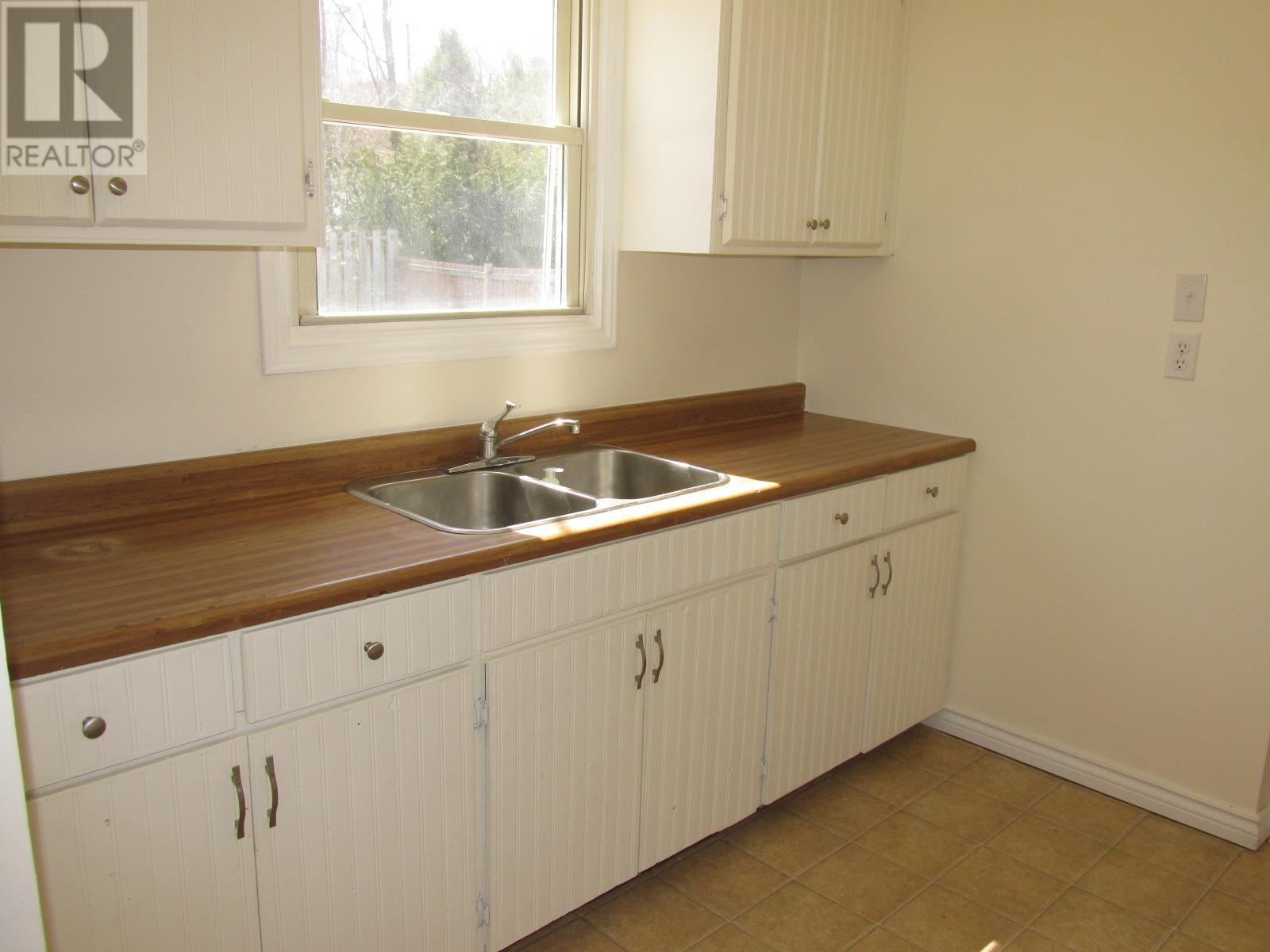 Property at 93 Hutchison AVE image 2