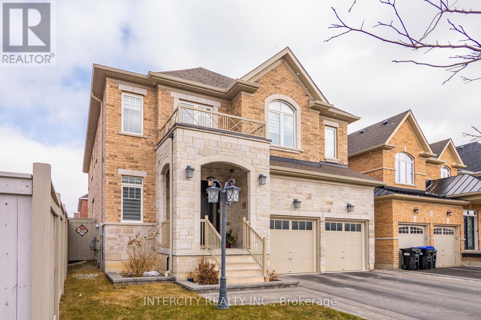 Property at 15 LEWIS AVENUE image 2