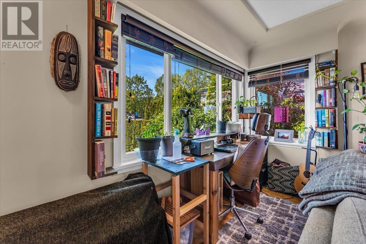 Listing Picture 9 of 34 : 2925 MCGILL STREET, Vancouver / 溫哥華 - 魯藝地產 Yvonne Lu Group - MLS Medallion Club Member