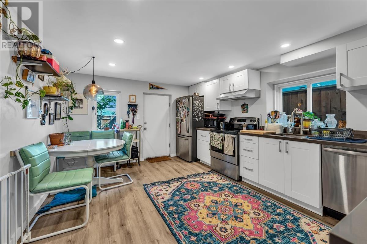 Listing Picture 23 of 34 : 2925 MCGILL STREET, Vancouver / 溫哥華 - 魯藝地產 Yvonne Lu Group - MLS Medallion Club Member