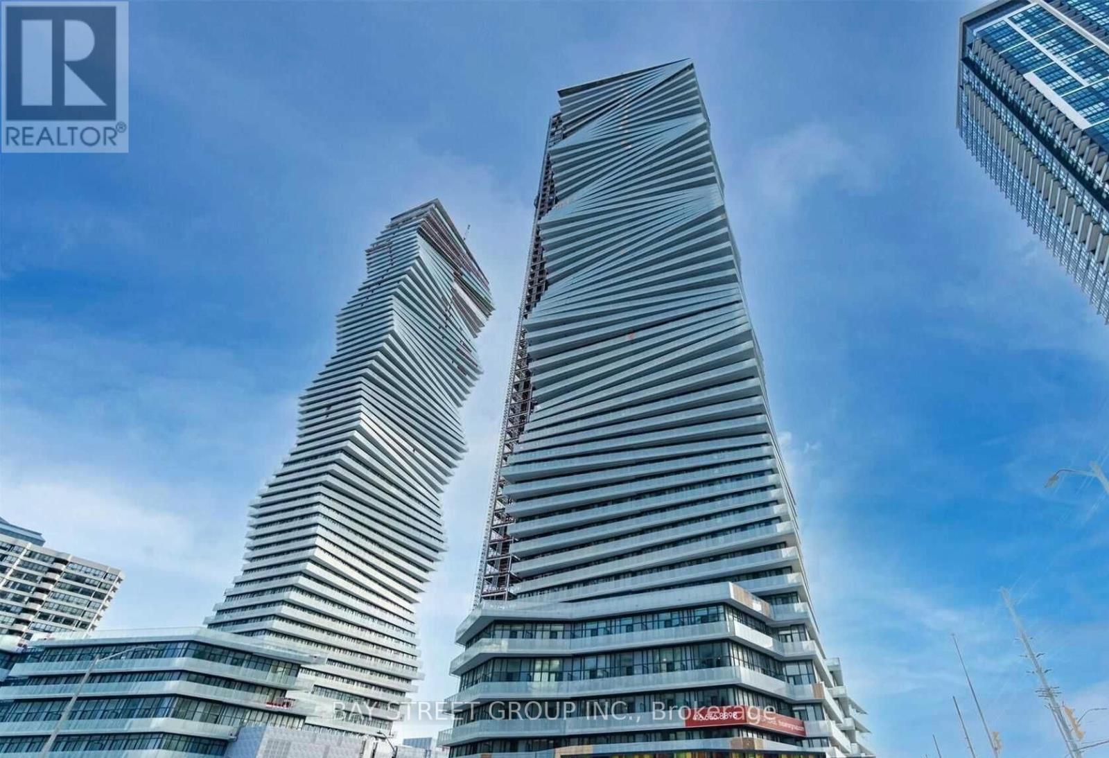 321 - 3900 CONFEDERATION PARKWAY E, Mississauga, Ontario