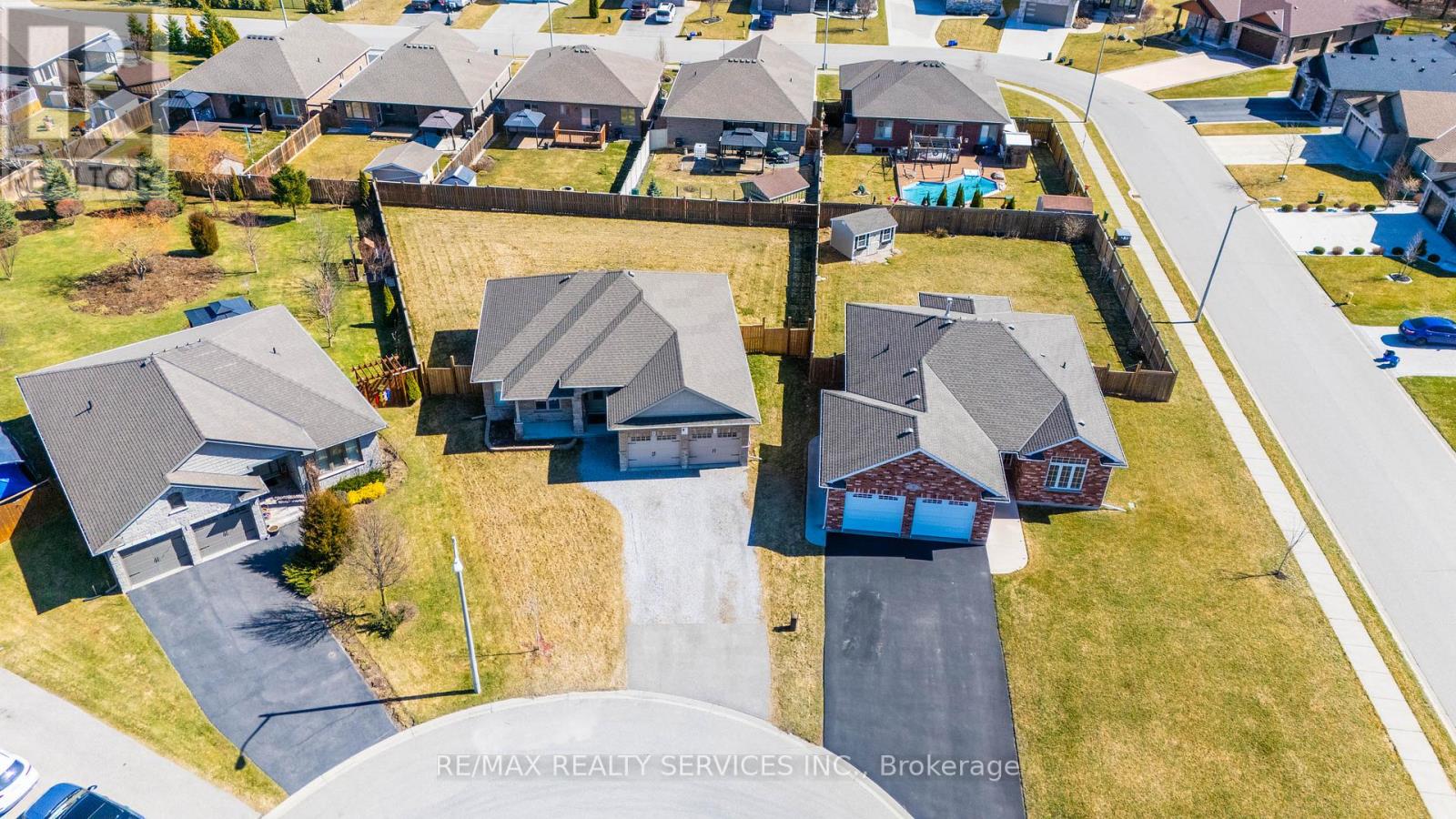 Property at 7 CAVENDISH COURT image 1