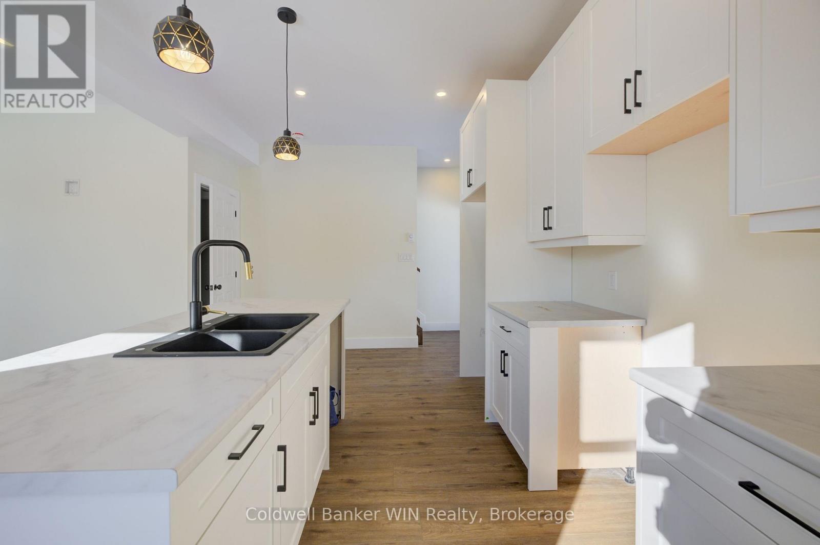 24 Crawford Street, Chatsworth, Ontario  N0H 1G0 - Photo 6 - X12011126