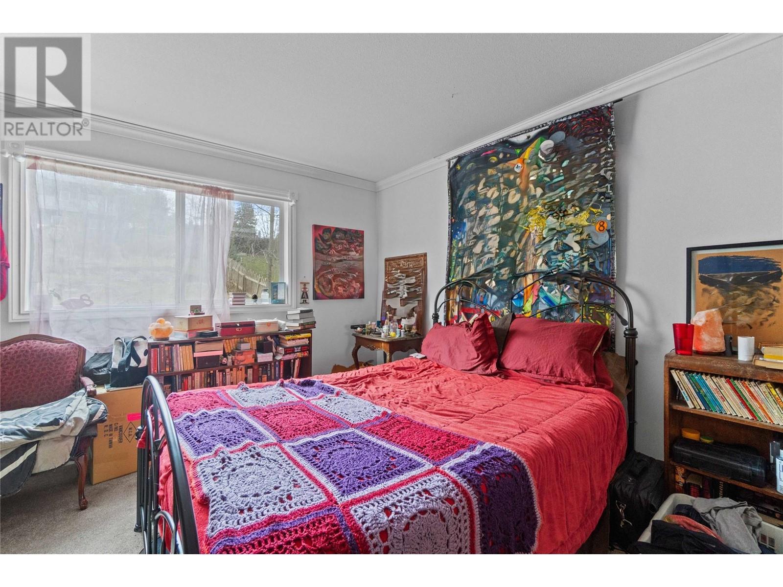 Property at 2580 21 Street NE image 1