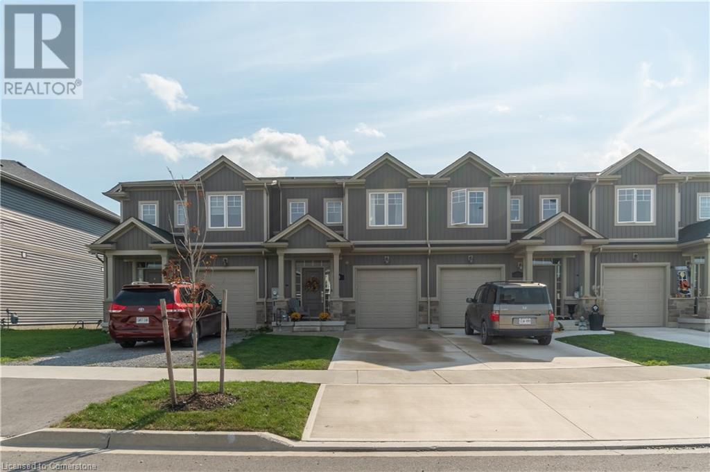 Property at 21 LAMB Crescent image 2