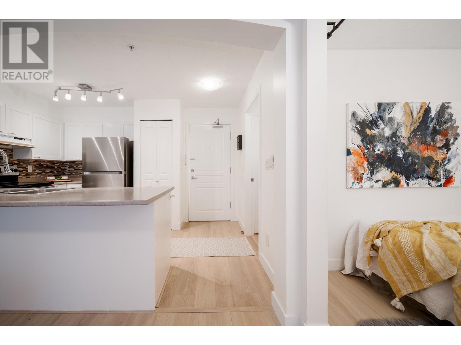 317 7383 Griffiths Drive, Burnaby, British Columbia  V5E 4M8 - Photo 9 - R2981053