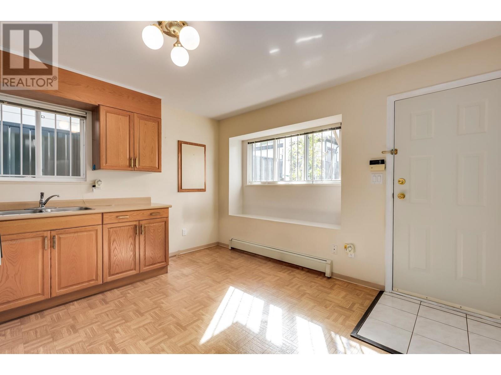 2742 E 5th Avenue, Vancouver, British Columbia  V5M 1N2 - Photo 18 - R2981062