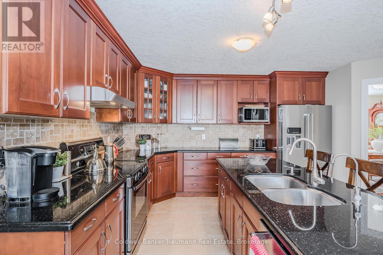 7 Brown Street, Guelph, Ontario  N1L 1P3 - Photo 10 - X12038050