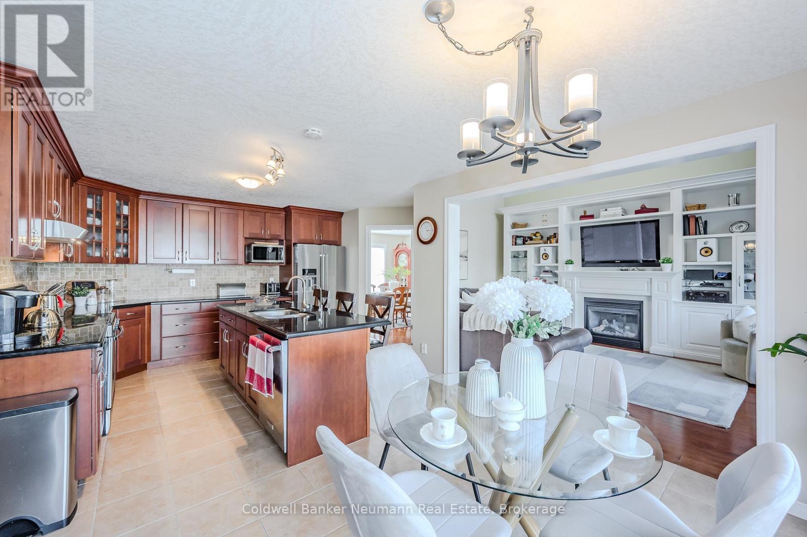 7 Brown Street, Guelph, Ontario  N1L 1P3 - Photo 13 - X12038050