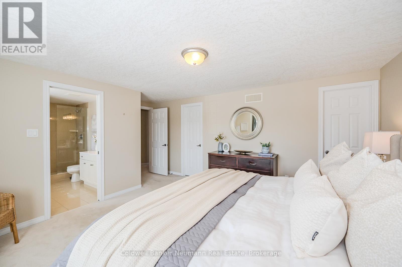 7 Brown Street, Guelph, Ontario  N1L 1P3 - Photo 18 - X12038050