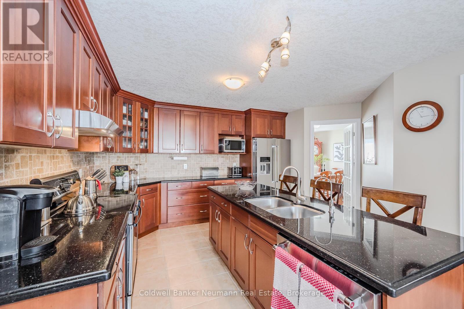 7 Brown Street, Guelph, Ontario  N1L 1P3 - Photo 38 - X12038050