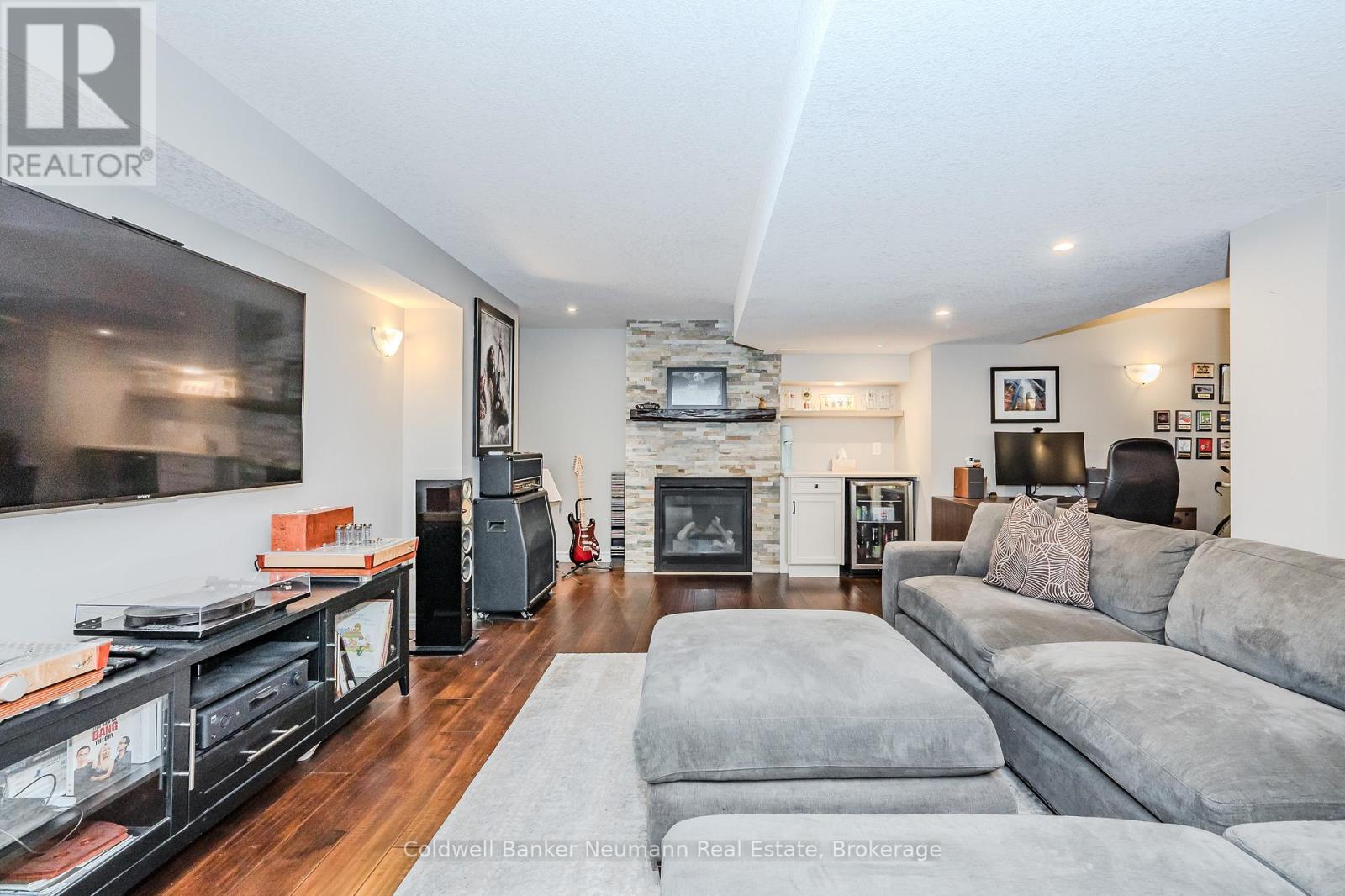 7 Brown Street, Guelph, Ontario  N1L 1P3 - Photo 41 - X12038050