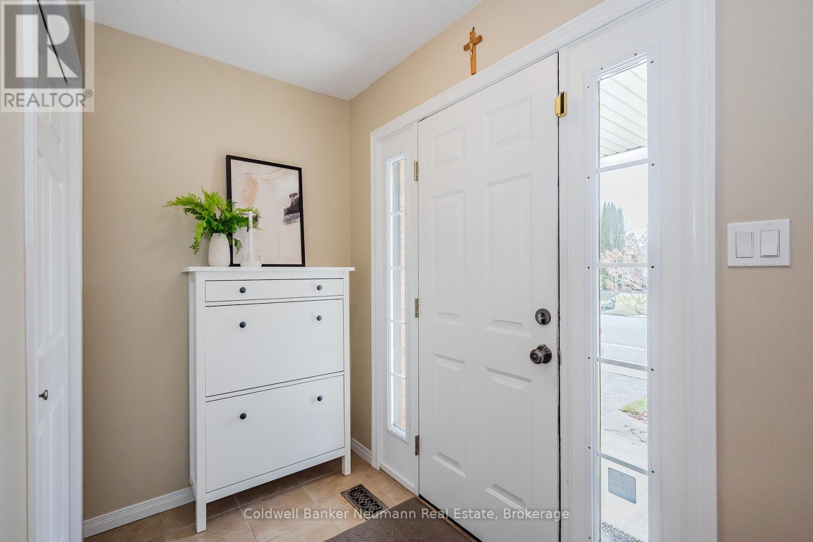 7 Brown Street, Guelph, Ontario  N1L 1P3 - Photo 6 - X12038050