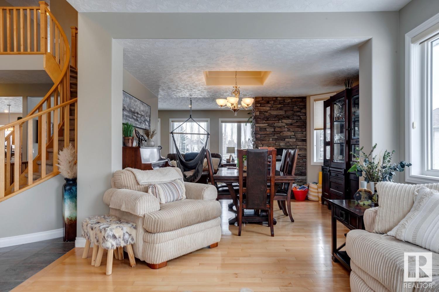 Property at 115 162 AV NE image 2