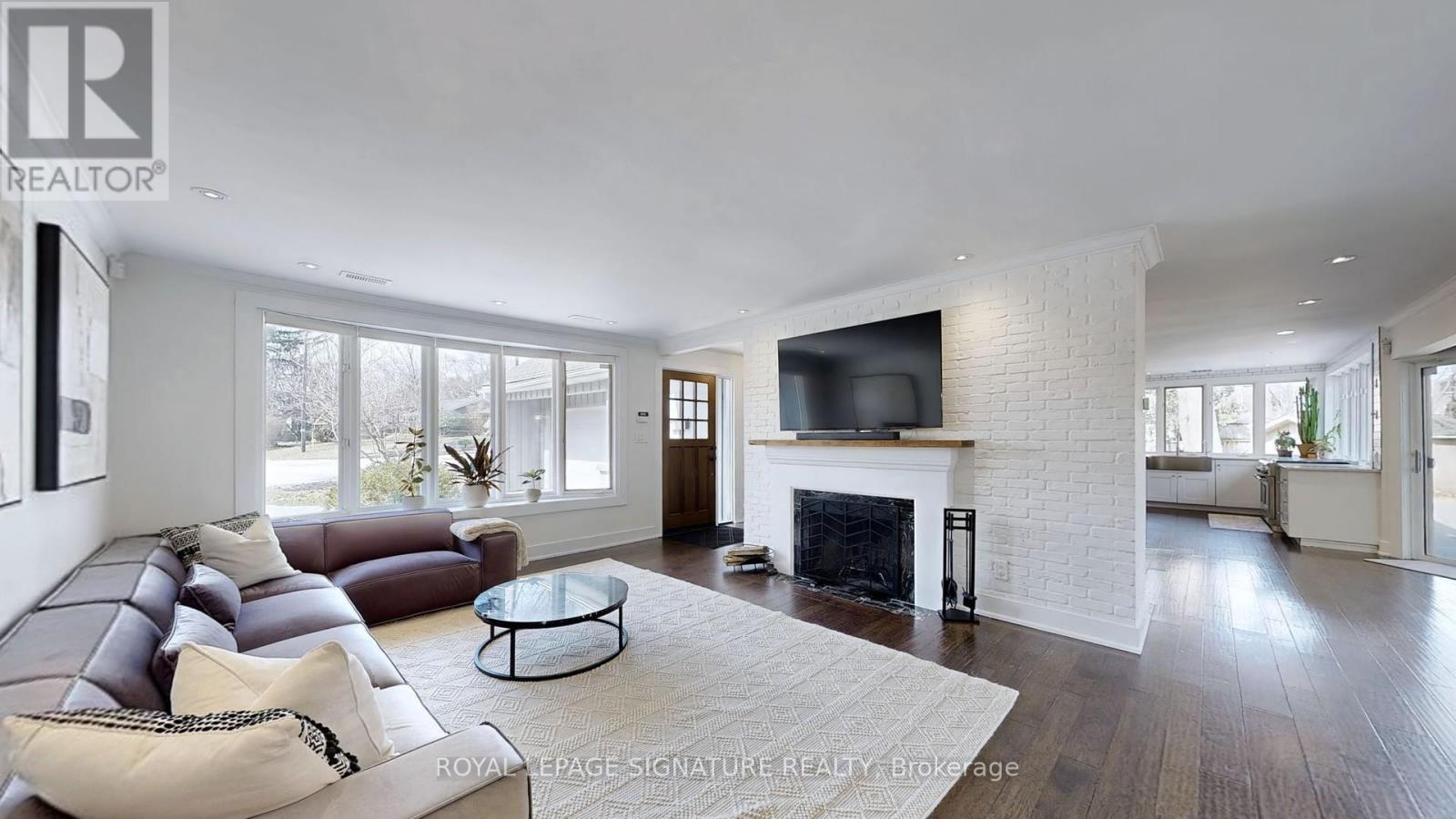 Property at 591 LEONARD COURT image 4