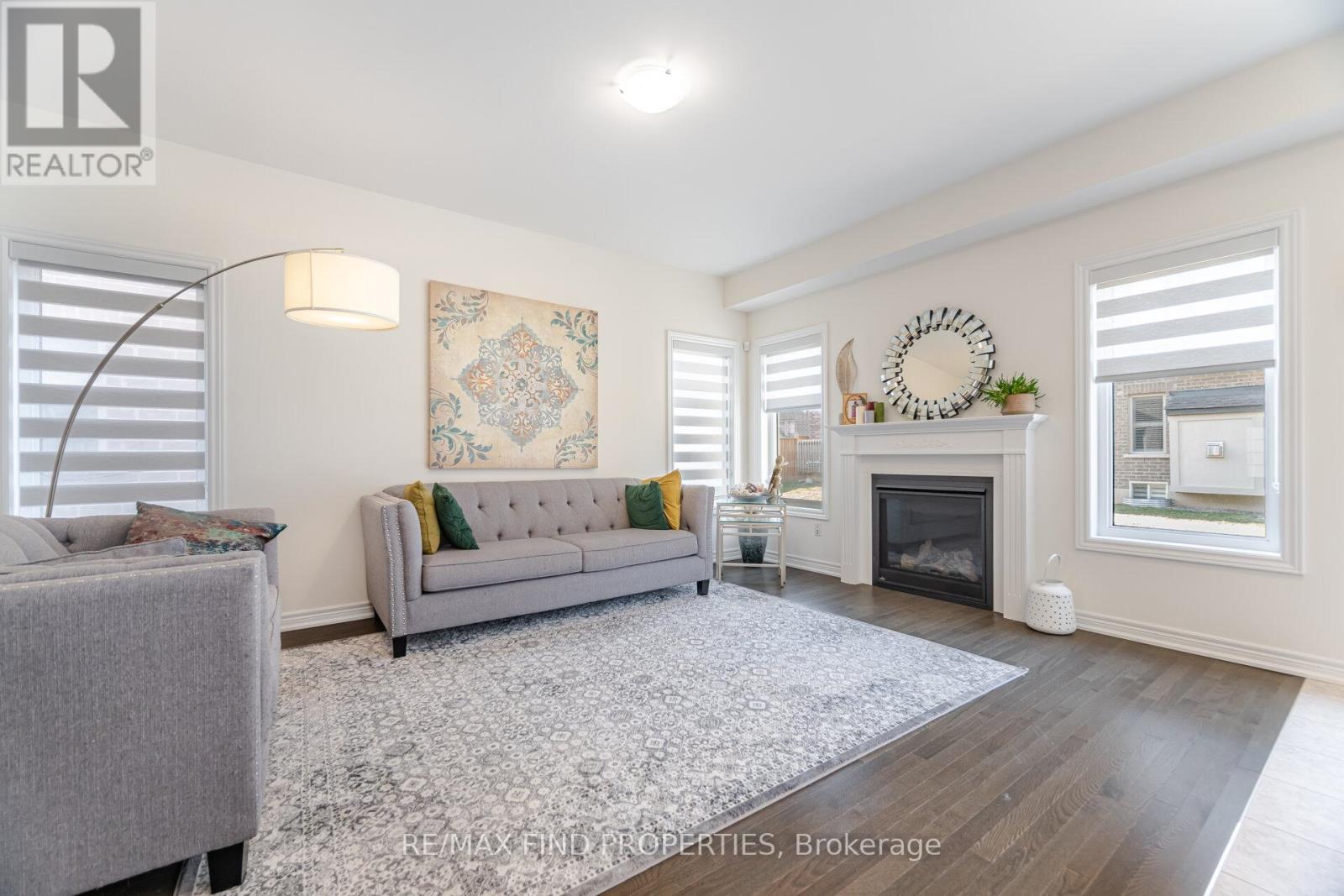 3909 Koenig Road, Burlington, Ontario  L7M 0Z9 - Photo 6 - W12038029