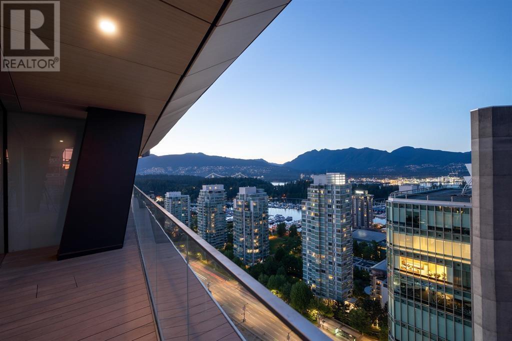 Listing Picture 9 of 10 : 2302 1568 ALBERNI STREET, Vancouver / 溫哥華 - 魯藝地產 Yvonne Lu Group - MLS Medallion Club Member