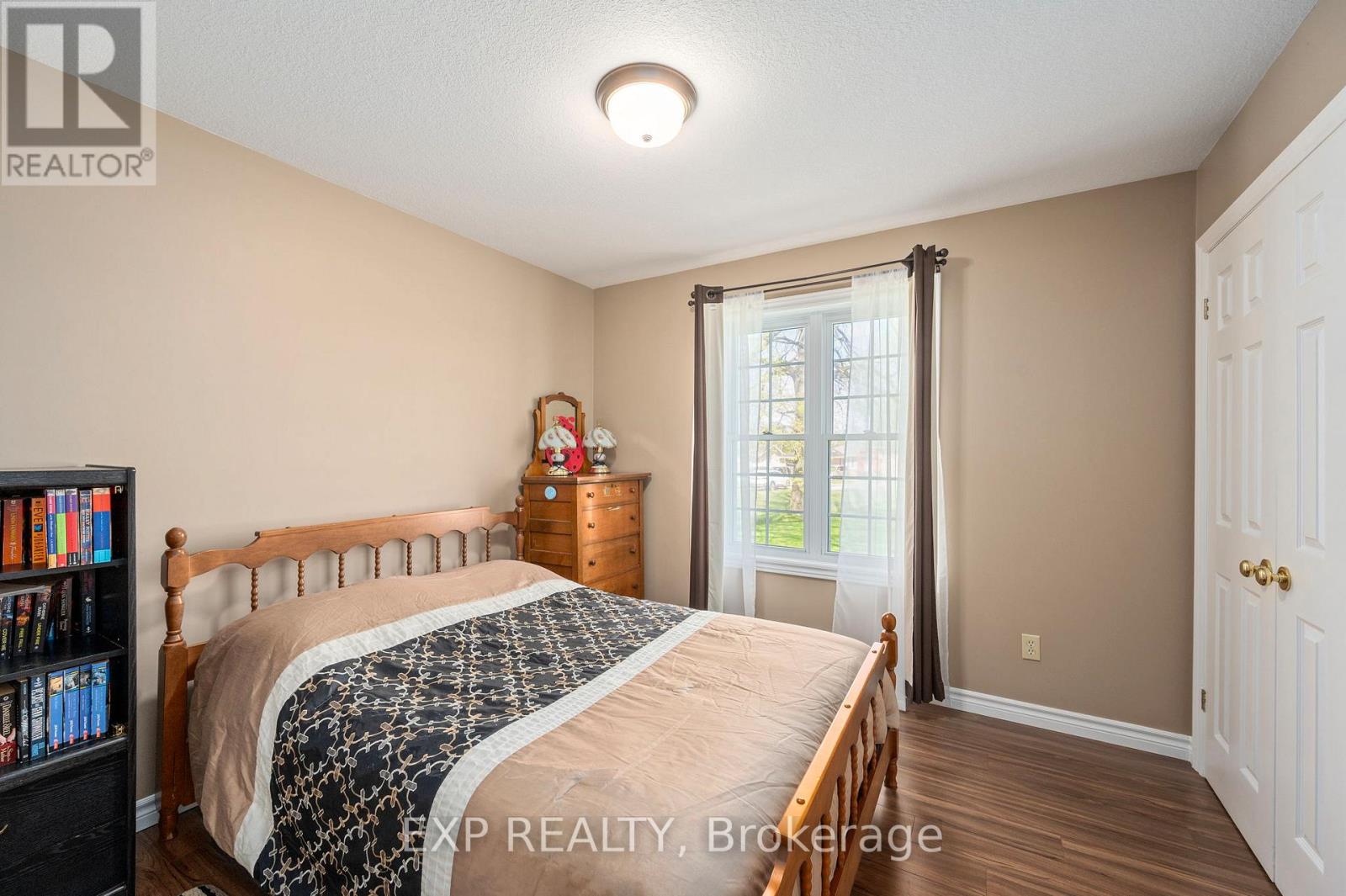 20437 Melbourne Road, Southwest Middlesex, Ontario  N0L 1T0 - Photo 17 - X12038162