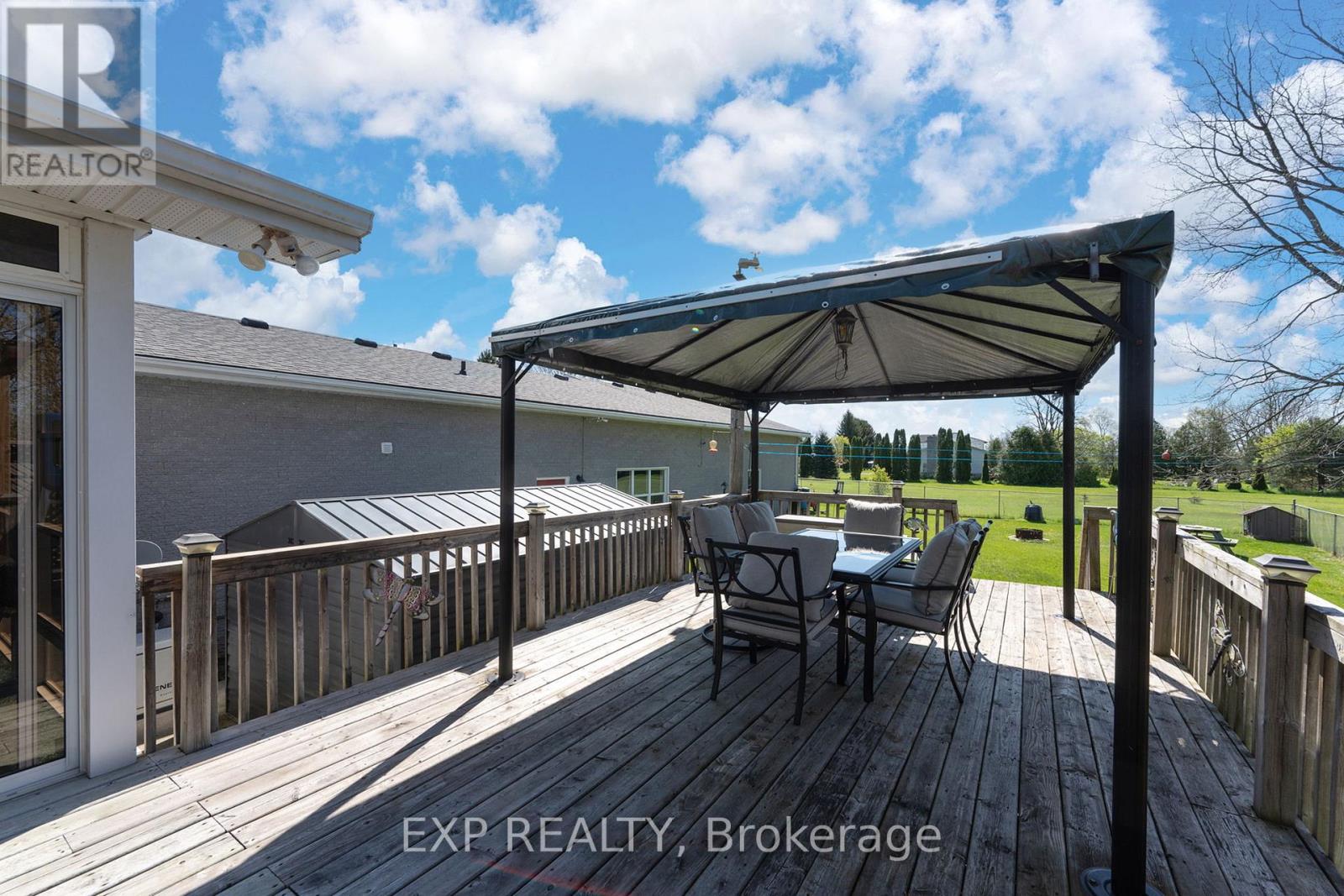 20437 Melbourne Road, Southwest Middlesex, Ontario  N0L 1T0 - Photo 35 - X12038162